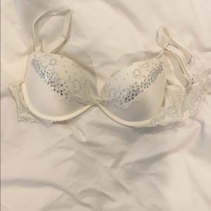 Victoria’s Secret bra